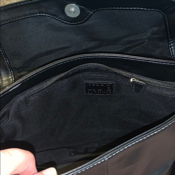 Leather shoulder bag - Picture 5 of 5